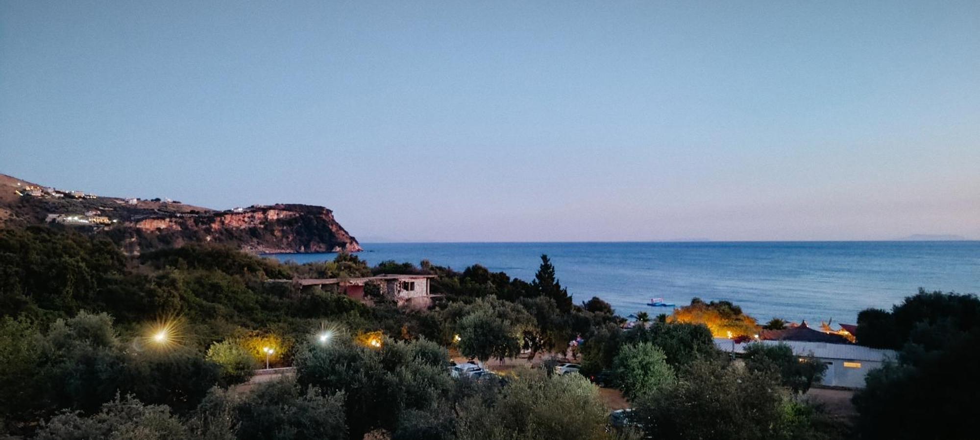 Relaxation Place Himare Luaran gambar